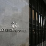 Mercado Eleva Projeções da Inflação, Juros e o PIB em 2024!