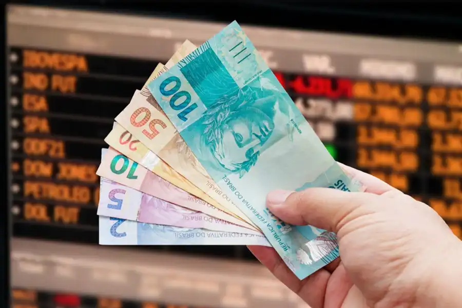 Segredos dos Grandes Investidores: Como Eles Fazem o Dinheiro Crescer na Bolsa