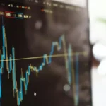 Mercados Financeiros: Alta de Commodities e BPC no Radar