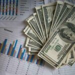 Dólar Fecha em Queda de 0,12%, Cotado a R$ 6,1036