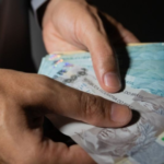 13° salário: veja que cuidados tomar para que o dinheiro extra no fim do ano não evapore