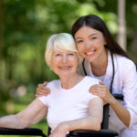 Renda extra: Trabalhar como cuidador de idosos e crianças