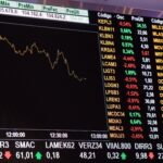 Ibovespa Ao Vivo: Bolsa recua em dia de inflação do Brasil e EUA; VALE3 despenca