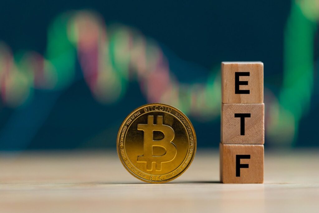 ETF de Bitcoin e Criptomoedas em 2025: Como Investir e Lucrar com Fundos Cripto